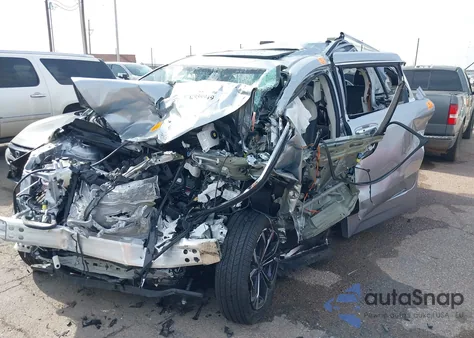 2025 Toyota Sienna Platinum from USA, damaged, VIN 5TDERKEC7SS246229